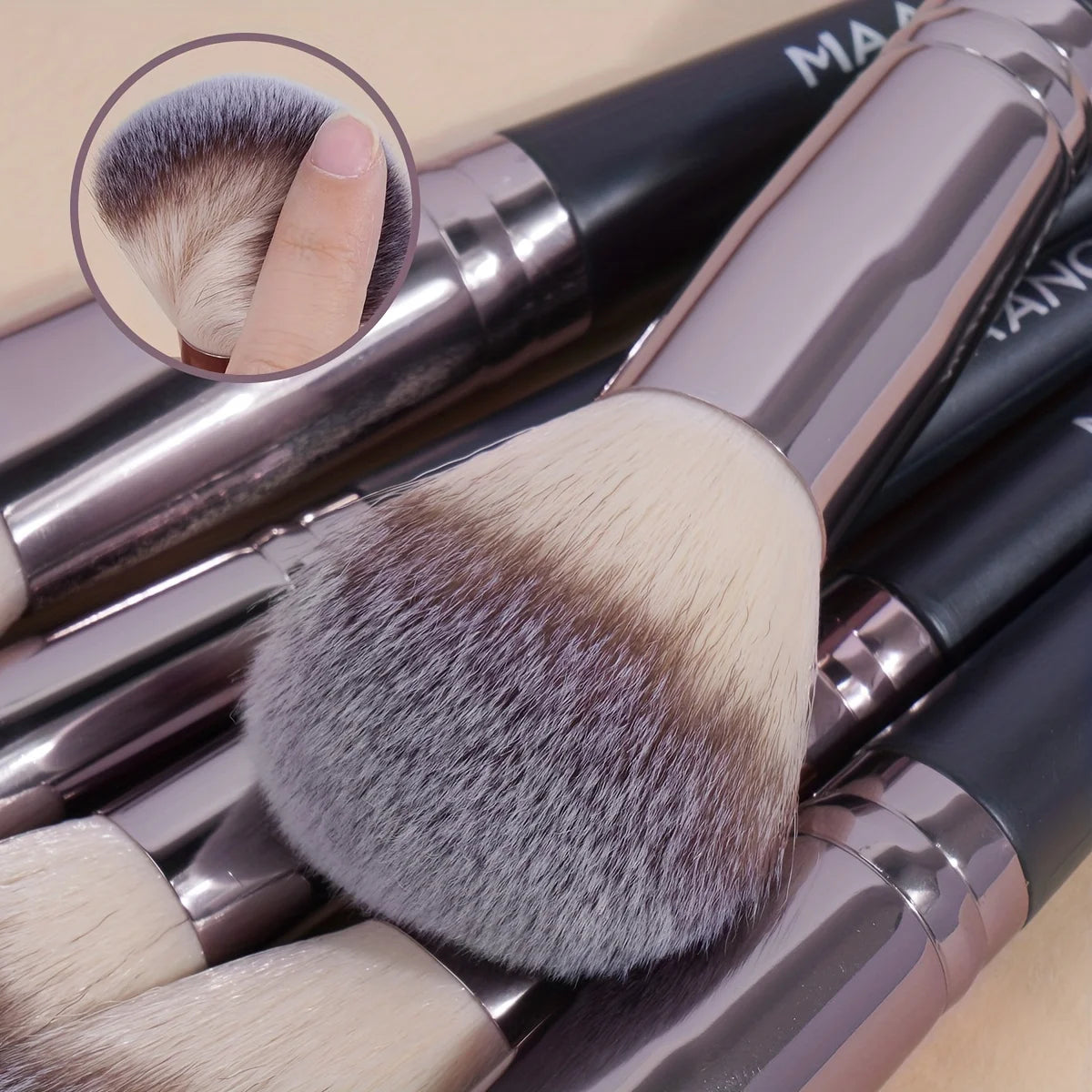 Kit de Brochas de Maquillaje Profesional: Tu Secreto para una Belleza Perfecta - IMP
